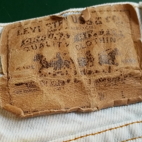 🅢︎🅐︎🅛🅔︎ 𝑽𝒊𝒏𝒕𝒂𝒈𝒆 𝐋𝐄𝐕𝐈 High Waisted - Picture 5 of 16